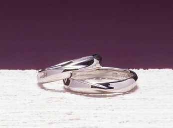 結婚記念日おめでとうございます! 今週の皆さんです。お元気ですか。_f0118568_21164087.jpg