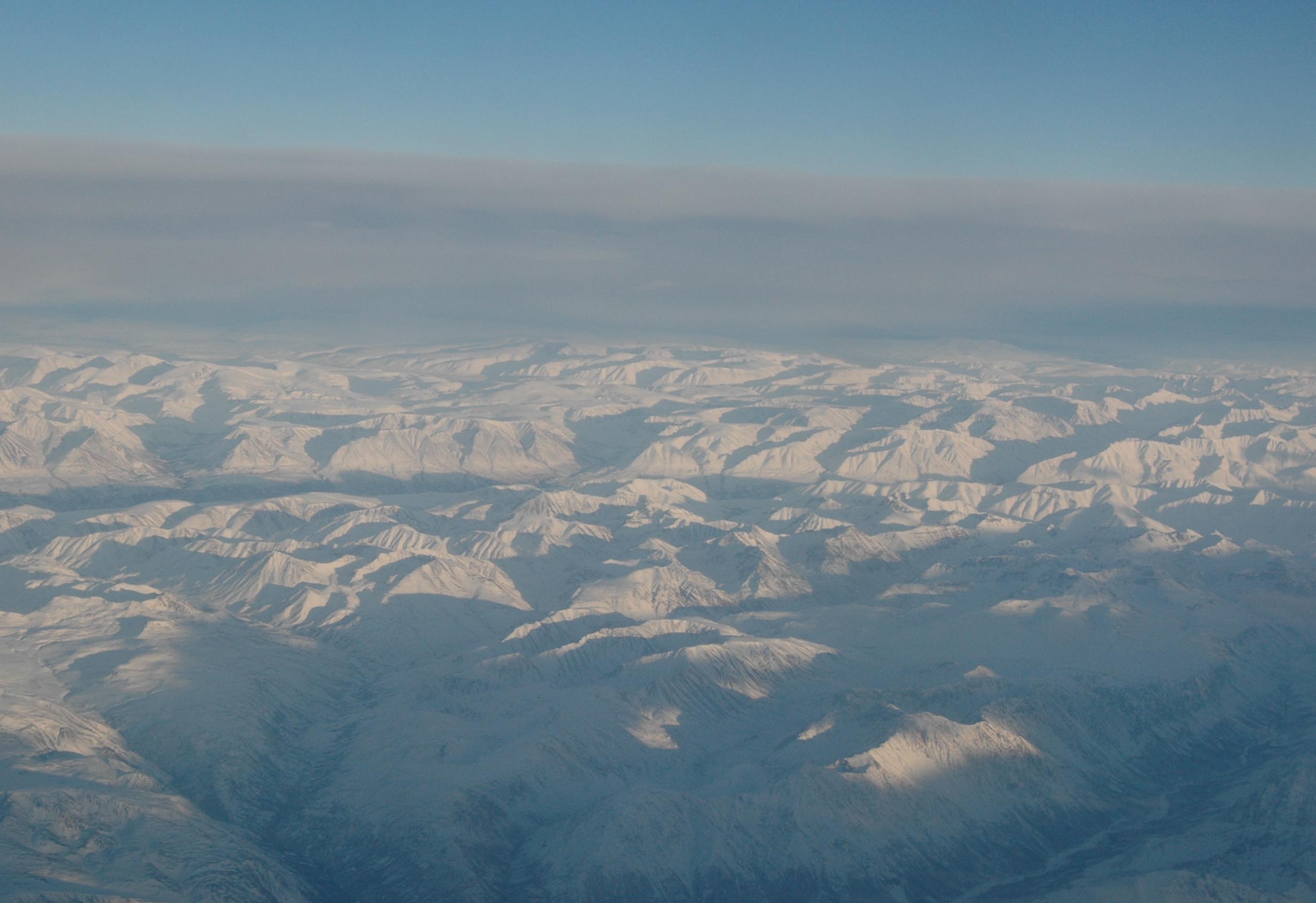 アラスカ上空より_f0110905_9573751.jpg