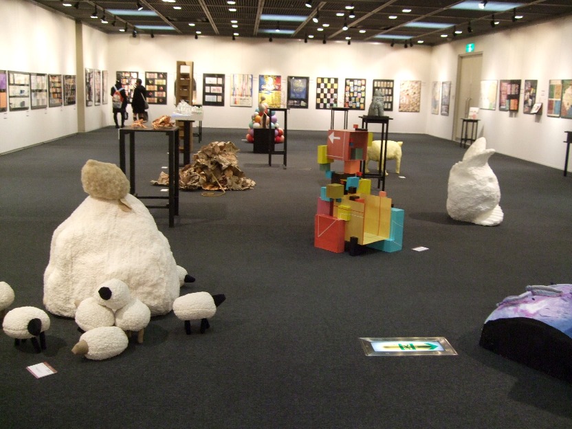 1201) 大丸藤井セントラル　「札幌大谷高校美術科　第21回卒業制作展」　終了・2月1日（火）～2月7日（日）_f0126829_14584527.jpg