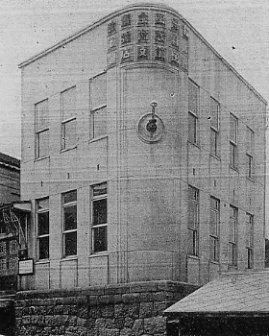 旧仁壽生命函館支店(建築家・関根要太郎設計作品？研究)_f0142606_1491442.jpg