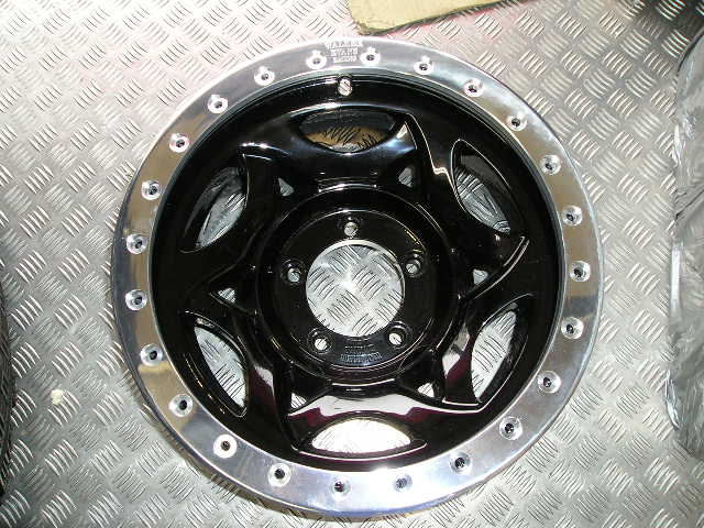 2月19日 Walker Evans Racing社製 ビードロックホイール : 松代一彦