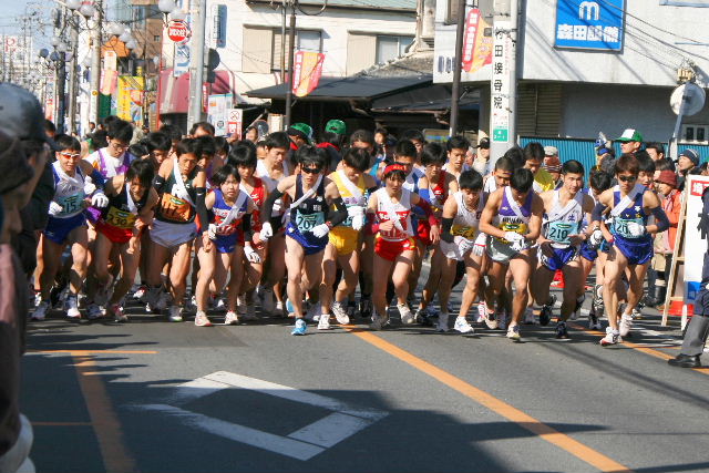 1/17 第７７回埼玉県駅伝競走大会 桶川中継所_e0064133_1125636.jpg