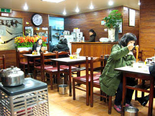 韓国にて 2010 (参)_b0153663_1955218.jpg