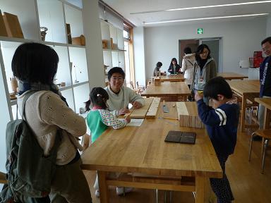 割り込みです 有馬富士公園 木工教室_f0073301_19163430.jpg