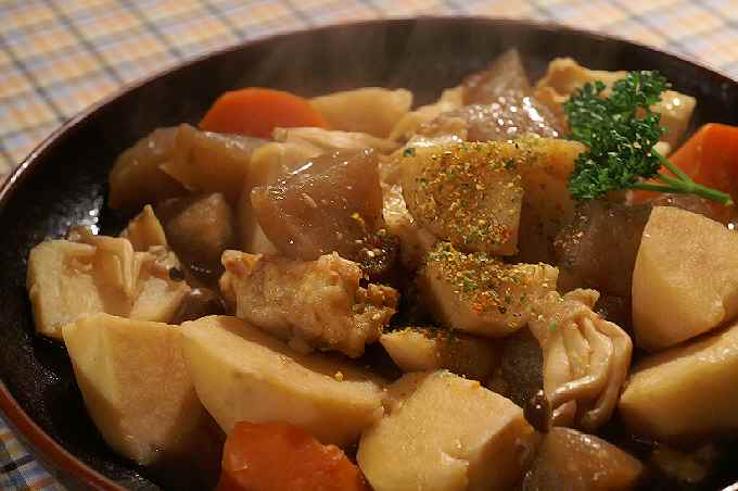 《晩ご飯》芋の煮っ転がし／他おつまみ三品のご紹介です。_b0033423_14125250.jpg