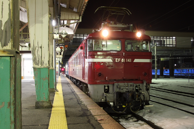 EF60 19 秋田入場配給_e0148237_1854594.jpg