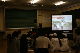 十日町市立中条小学校にて「石油と私たち~資源と環境の行く末は~」WSを実施しました。_c0167632_175492.jpg