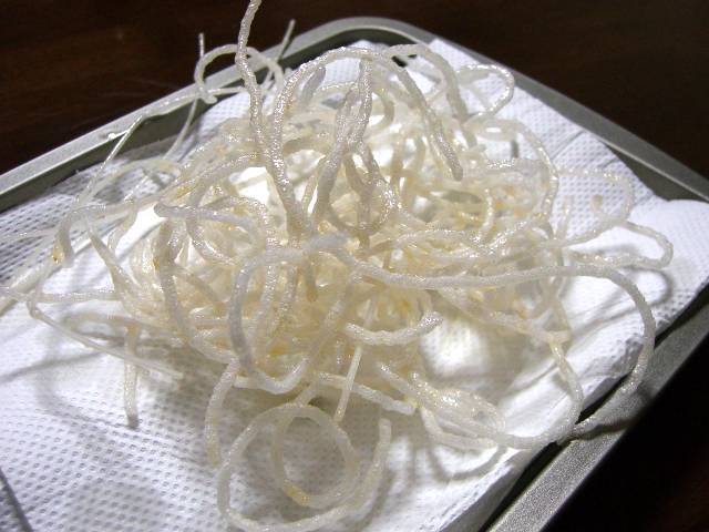 スナック菓子感覚♪ 揚げマロニー_f0201488_19105648.jpg