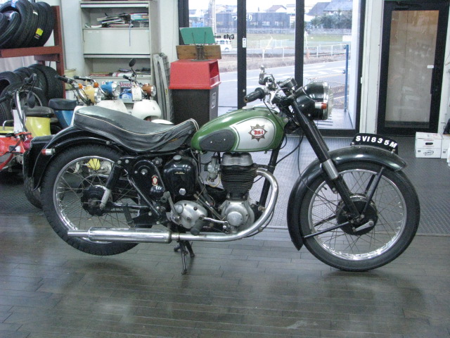FOR SALE BSA C12 & BSA C15(レストアベース)_a0165898_0412862.jpg