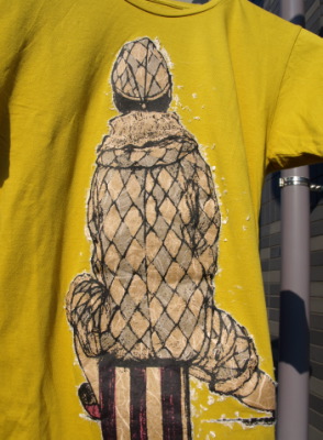このプリントTシャツはスゴい!もはやアート作品です!!_e0126063_1856580.jpg