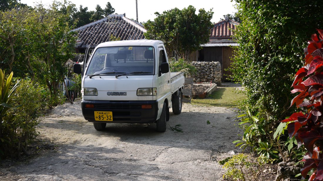 はたらく車　－実用車ー_c0124795_1035256.jpg