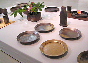 〜3/2 <企画展>黒野丈治作陶展_f0106896_15255080.jpg