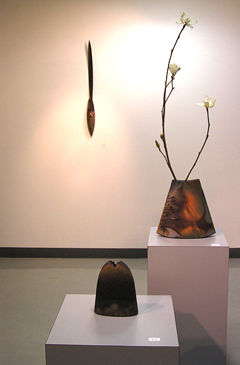 〜3/2 <企画展>黒野丈治作陶展_f0106896_1526890.jpg