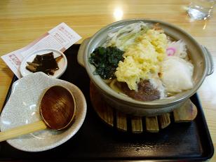 鍋焼うどんの探求(3) 釜あげうどん 高田屋@本郷_f0030574_23143930.jpg