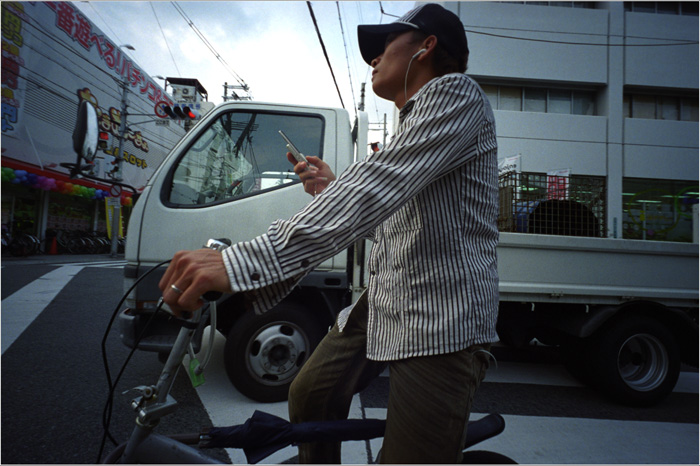 138.37　ホロゴンデイ41「2009年8月15日平野の下町人生また楽し」37-完-はさみ虫発見！_c0168172_1020670.jpg