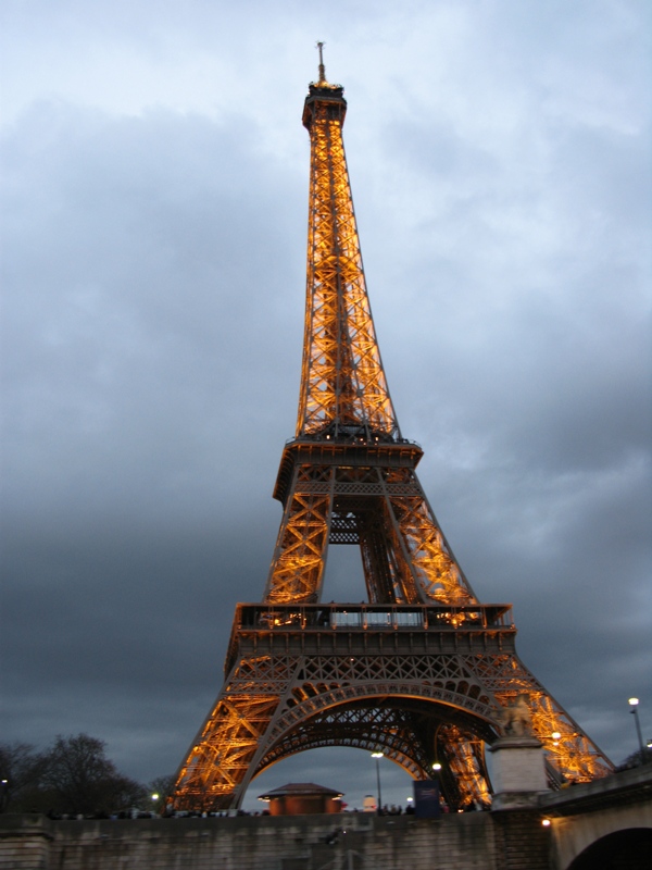 nanoblock \"Rives de la Seine a Paris\"_c0084381_2364282.jpg