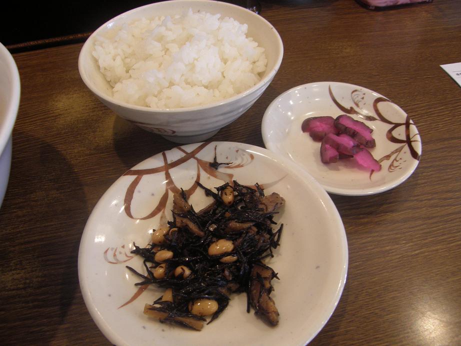 九州ラーメン黒兵衛 宝塚中筋店_c0118393_8294451.jpg