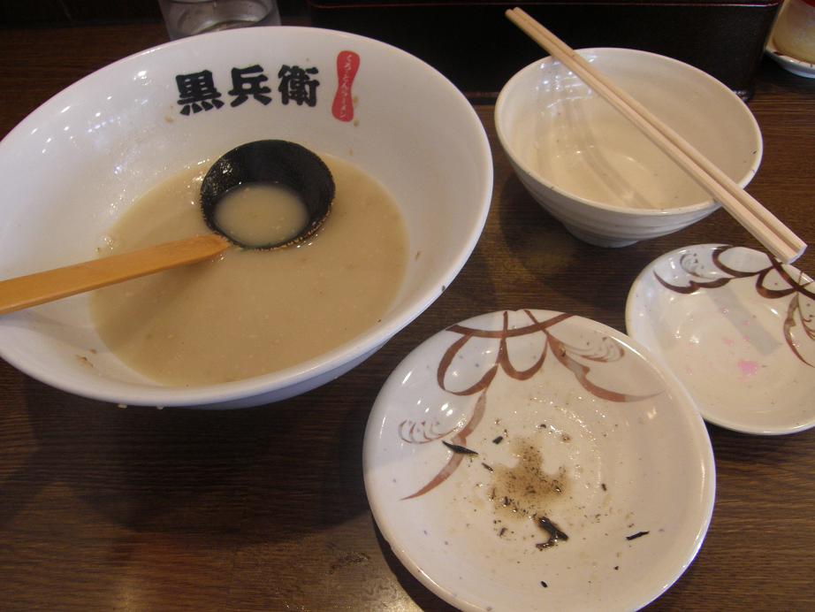 九州ラーメン黒兵衛 宝塚中筋店_c0118393_852264.jpg
