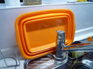 シリコン製の洗い桶_a0115906_21565194.jpg