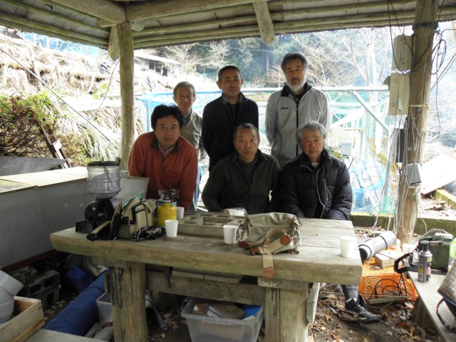 925 イワナ飼育 植野稔の自然遊悠学 イワナだ ヤマメだ 山菜だ きのこだ