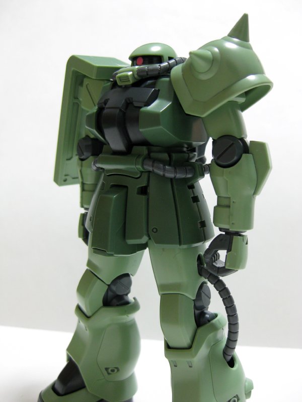 今日の玩具　（HGUC ザクIIF２型 ジオン軍仕様）その３_b0068615_3115872.jpg