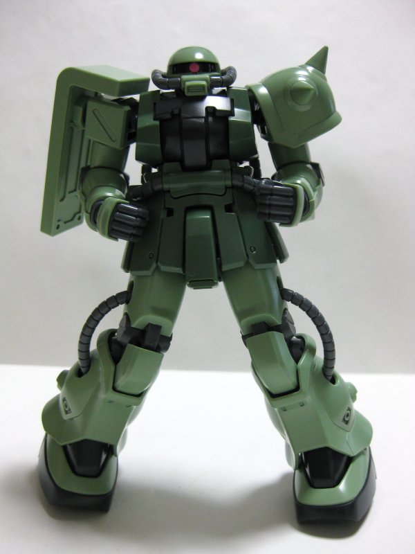 今日の玩具　（HGUC ザクIIF２型 ジオン軍仕様）その３_b0068615_3143144.jpg