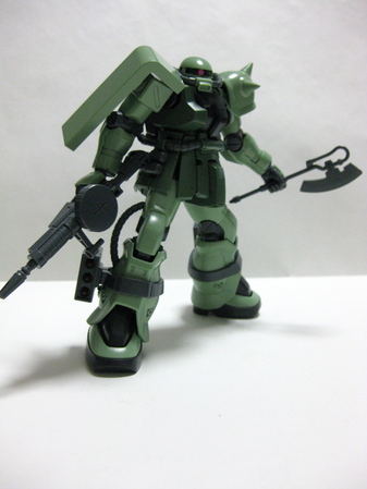 今日の玩具　（HGUC ザクIIF２型 ジオン軍仕様）その３_b0068615_348533.jpg