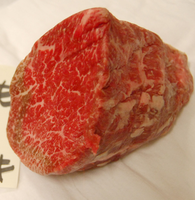 中勢以さんの熟成肉、到着しました。_f0054977_1015534.jpg
