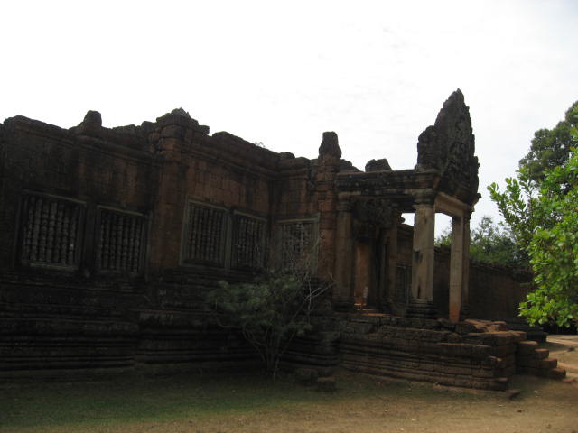 a0100706_1203994.jpg