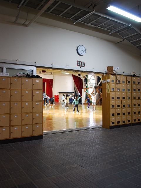 東京都新宿区立旧四谷第四小学校(昭和モダン建築探訪)_f0142606_19121559.jpg