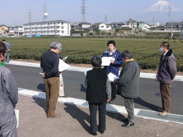 難しい言葉の「狭あい道路拡幅道路整備事業」とは?_f0141310_23301624.jpg