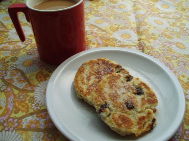 ＜イギリス菓子・レシピ＞ ウェルシュ・ケーキ【Welsh Cakes】_e0038047_210106.jpg