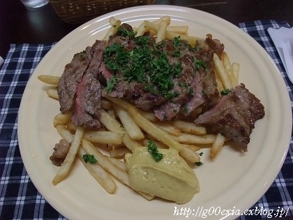 Bistro Ampoule（ビストロ・アンプル）～南仏料理＆ワインで過ごす昼下がり～_a0165048_21541365.jpg