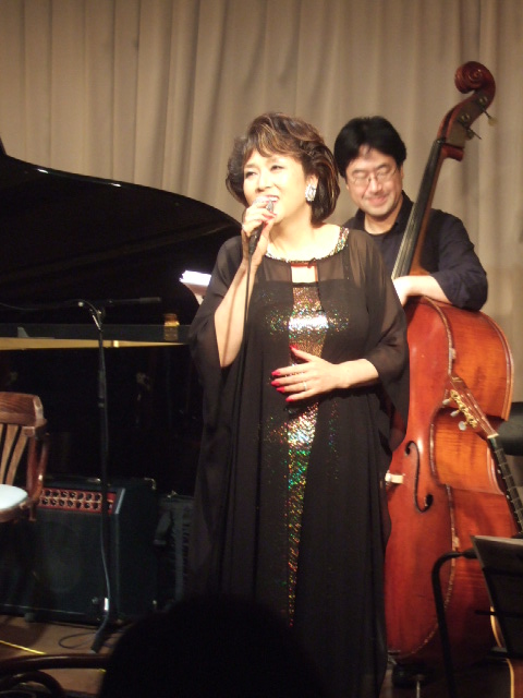 荒川和子ライブ_c0229062_21395735.jpg