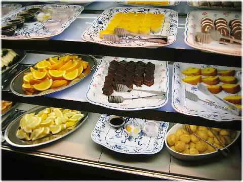 【「崎陽軒本店地下亜利巴”巴”」でシウマイ食べ放題♪】_b0009849_1659141.jpg