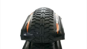 待望のタイヤが入荷・・・3/5入荷しました!!_e0069415_20234943.jpg