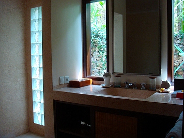 　「　1BDRM Pool Villa　」　2　～　“Pavilions, Bali”_e0068534_8484497.jpg