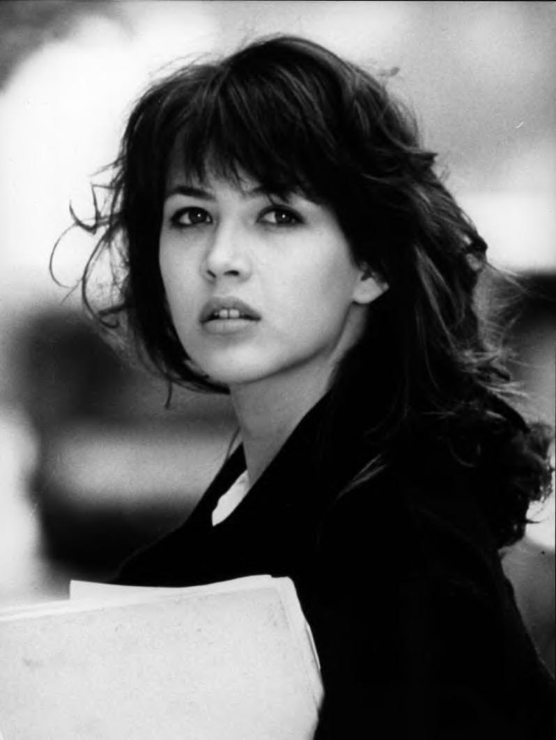 Sophie Marceau カピバラは考えた Sophie Marceau カピバラは考えた