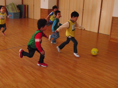 ３月４日　スギっ子巡回指導in第一ルンビニ園（年長）_e0127003_17251171.jpg