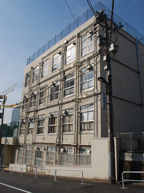 東京都千代田区立旧永田町小学校(昭和モダン建築探訪)_f0142606_76175.jpg