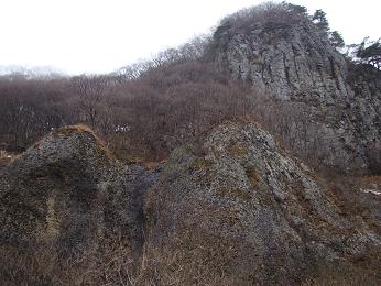 参考掲載　福島県会津若松市東山町湯本　傘石_f0125073_10551892.jpg