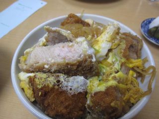 3/7（日）　でかい　（＾＾）　カツ丼_c0133096_17424138.jpg