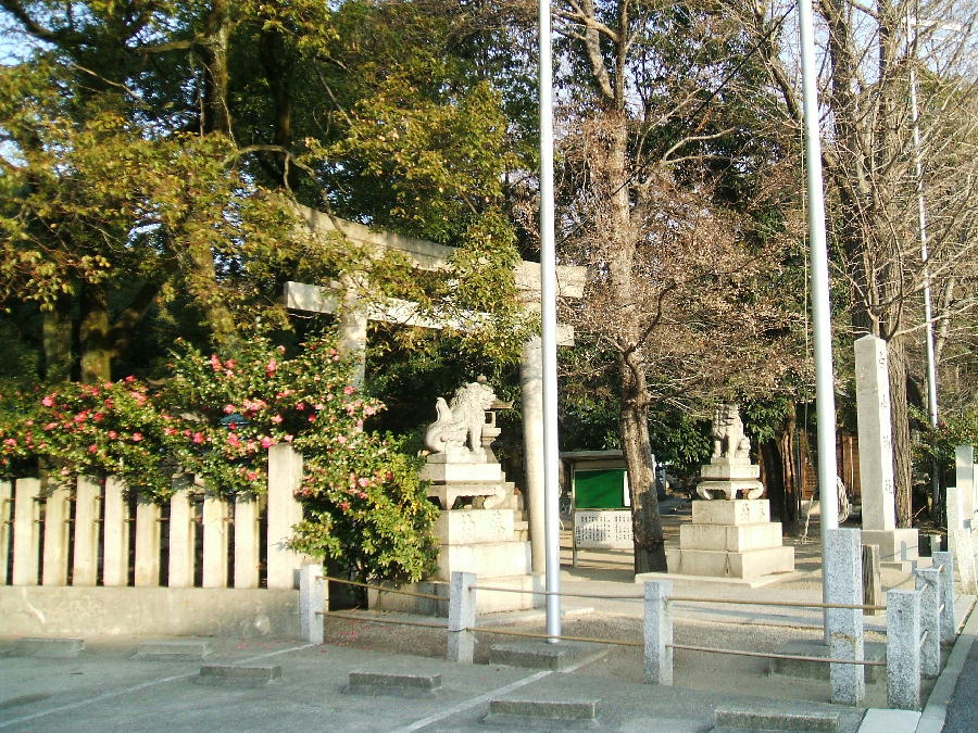 会社の近所の神社_f0170398_905568.jpg