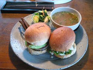 c0226445_2342410.jpg