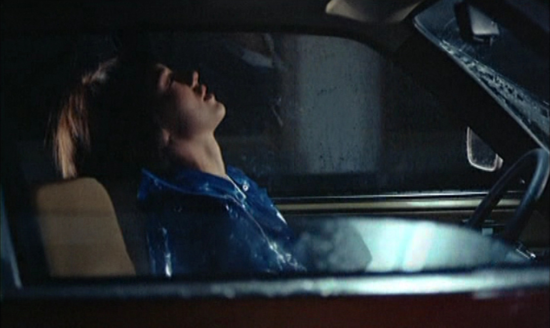 イザベル・アジャーニ（Isabelle Adjani）「死への逃避行」（1983）《後編》_e0042361_224154.jpg
