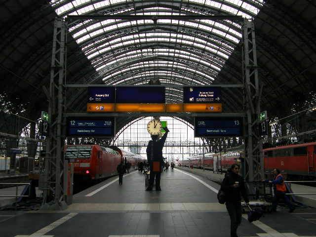 フランクフルト中央駅というところ その2 イ課長ブログ