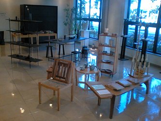 家具展示しています。_c0174370_131528.jpg
