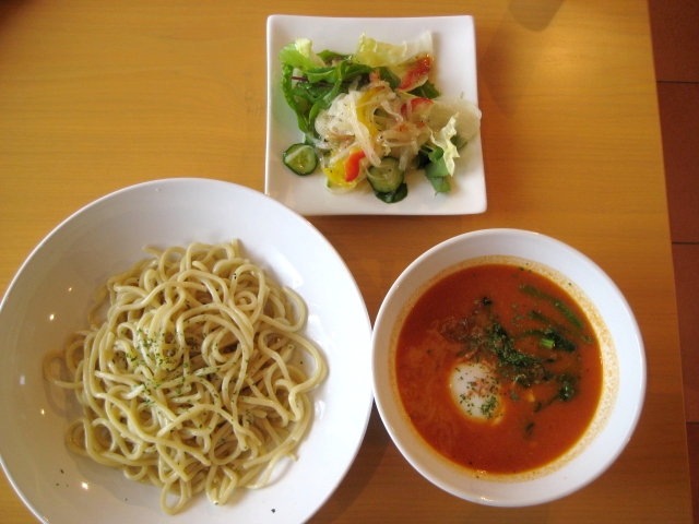 行ってきました!Dog cafe ポワポワ風つけナポリタン!!_b0093221_7324760.jpg