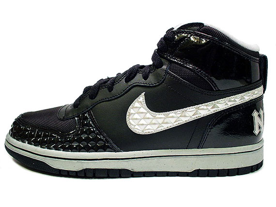 Nike Big Nike Hi LE (GS) – Rock N’ Roll Pack – Black – Metallic Silver_a0118453_19152580.jpg