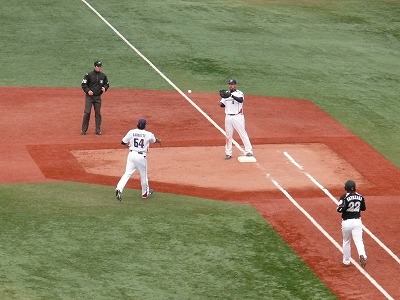 3月10日 オープン戦 マリーンズ対スワローズ_b0166128_23502512.jpg
